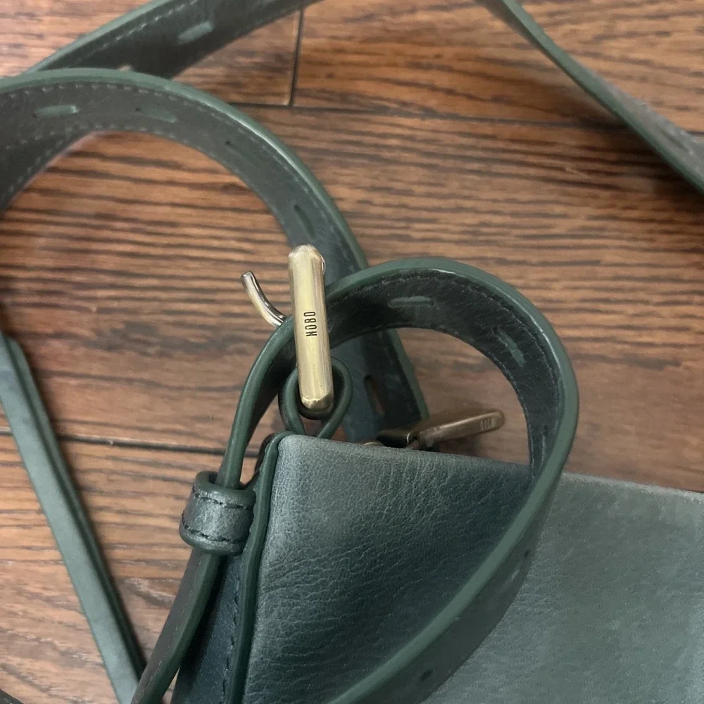 HOBO International Crusade Crossbody Bag Purse Leather - Green